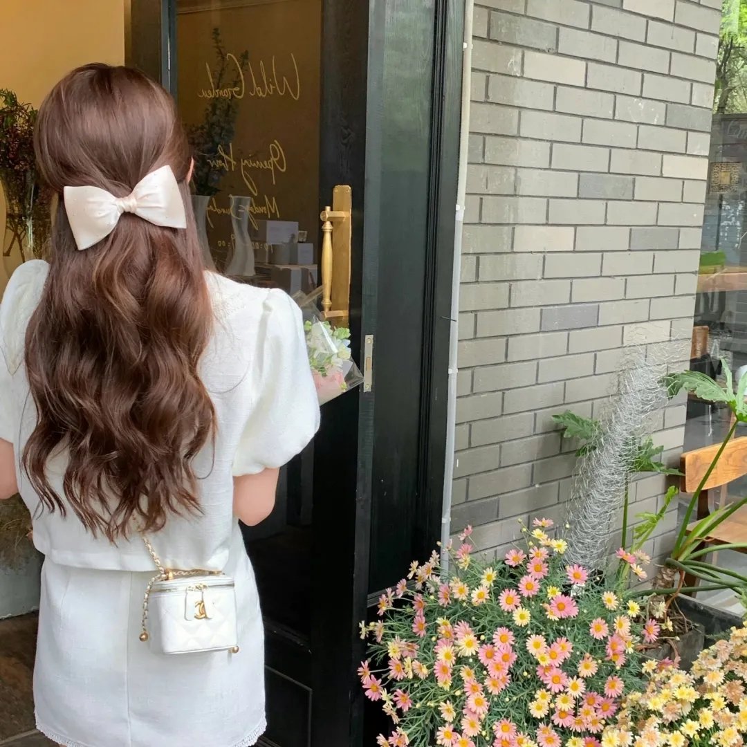 霸气女销售